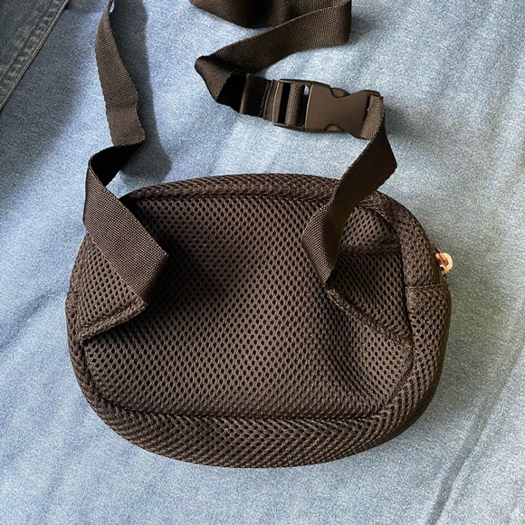 Reebok belt bag - Picture 3 of 4